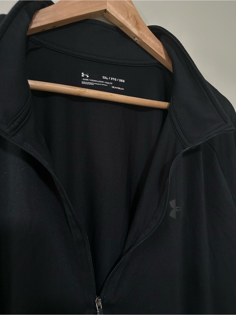 Under Armour Black Half-Zip Performance Pullover - Picture 3 of 5
